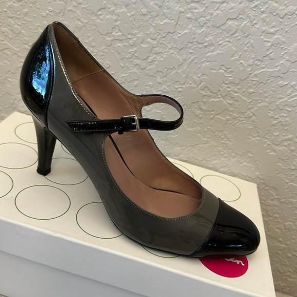 Boden Patent Leather Mary Jane Heels Round Toe Gray Black EU 40 - Picture 6 of 9